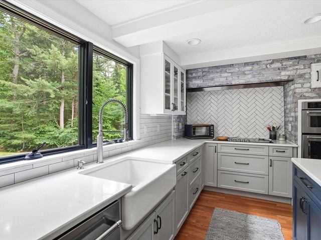 52 Pheasant Hill Drive, Scituate, MA 02066