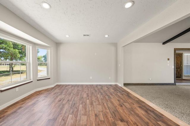 19201 Aerial Road, Edmond, OK 73012