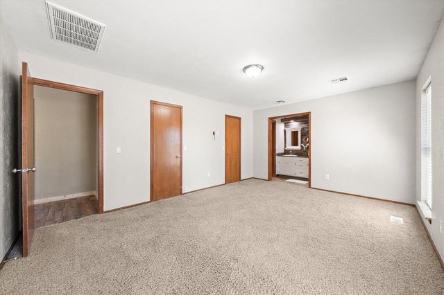 19201 Aerial Road, Edmond, OK 73012