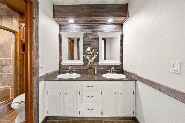 19201 Aerial Road, Edmond, OK 73012