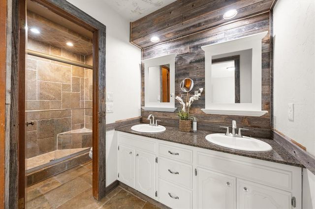 19201 Aerial Road, Edmond, OK 73012
