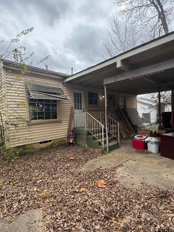 2927 New Copeland Rd., Tyler, TX 75701