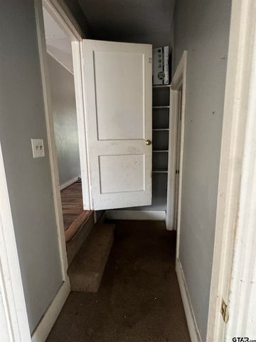 2927 New Copeland Rd., Tyler, TX 75701