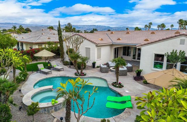43309 Parkway Esplanade W, La Quinta, CA 92253
