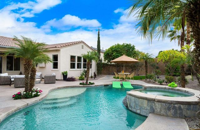 43309 Parkway Esplanade W, La Quinta, CA 92253