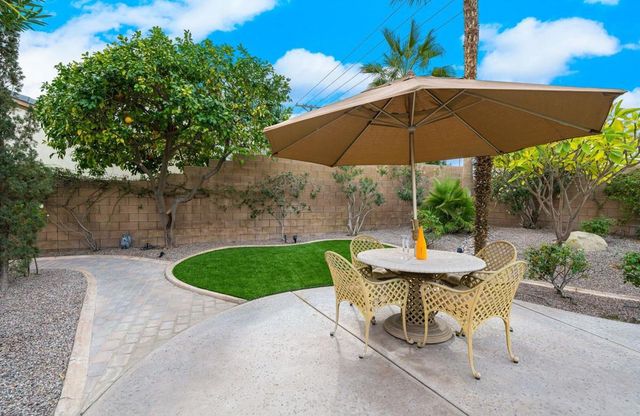 43309 Parkway Esplanade W, La Quinta, CA 92253
