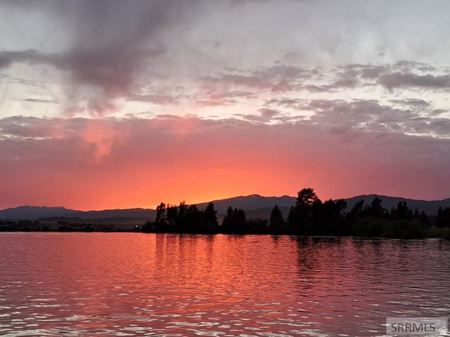 3488 ARANGE CT, Island Park, ID 83429