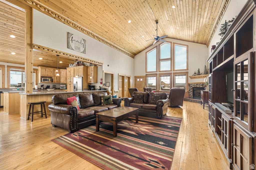 3488 ARANGE CT, Island Park, ID 83429