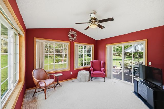 3824 93rd Avenue N, Brooklyn Park, MN 55443