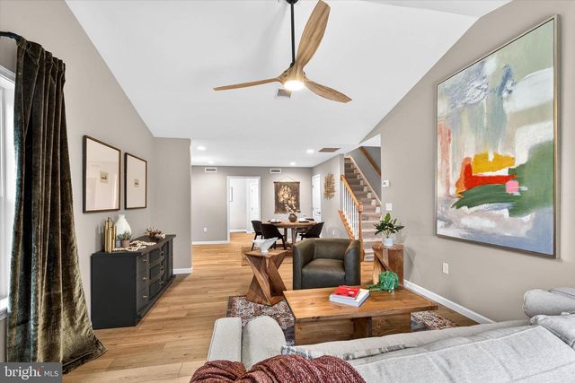 232 PILGRIM DR, Lancaster, PA 17603