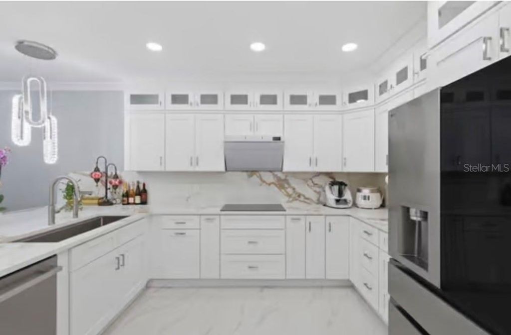 Image 13 of property listing at 1046 MORRIS AVENUE 1046, Orlando, FL 32803