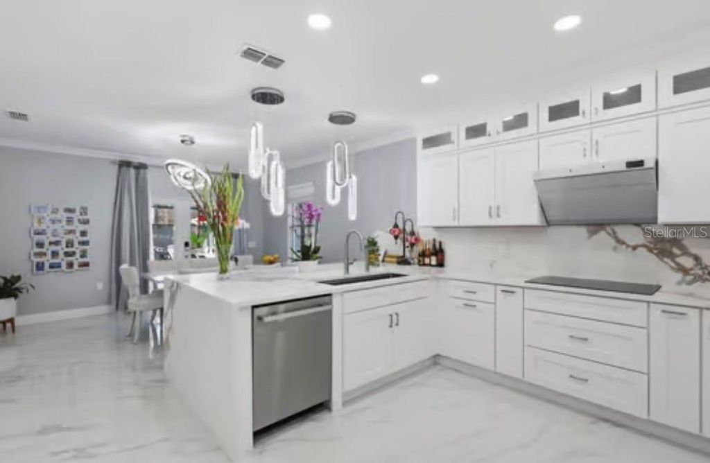 Image 31 of property listing at 1046 MORRIS AVENUE 1046, Orlando, FL 32803