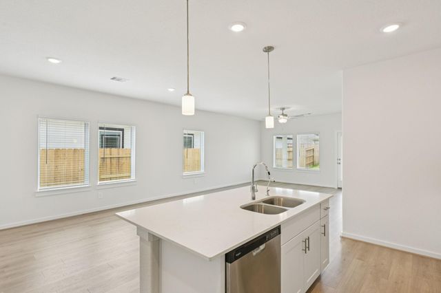 19202 Newman Gardens Road, Crosby, TX 77532