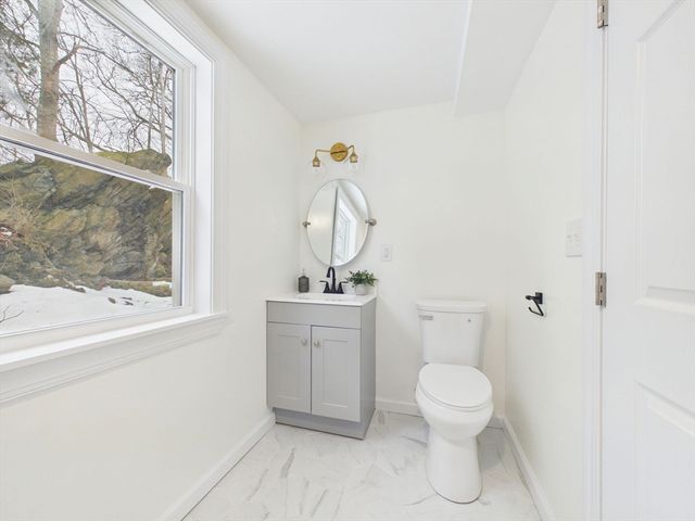 122 Truro St, New Bedford, MA 02745