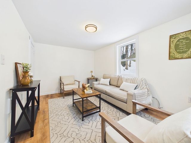 122 Truro St, New Bedford, MA 02745