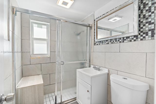 4520 SW 38th St, West Park, FL 33023