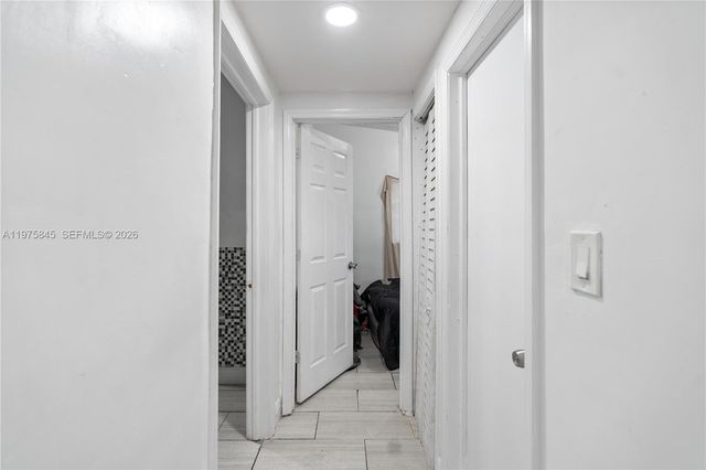 4520 SW 38th St, West Park, FL 33023