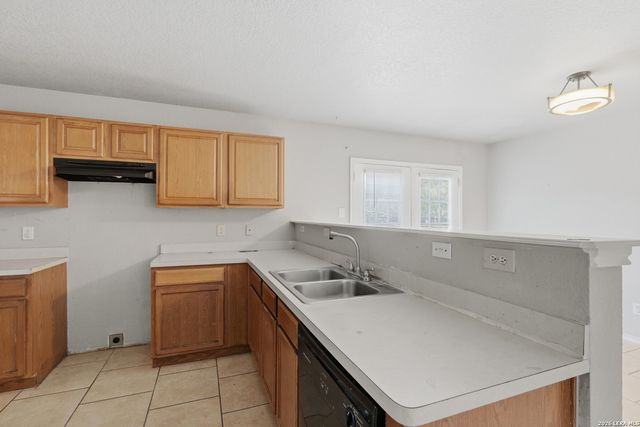 5958 CAMPUS PARK, San Antonio, TX 78242