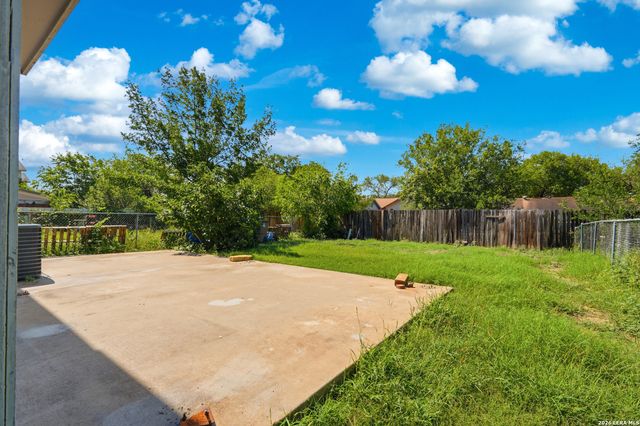 5958 CAMPUS PARK, San Antonio, TX 78242