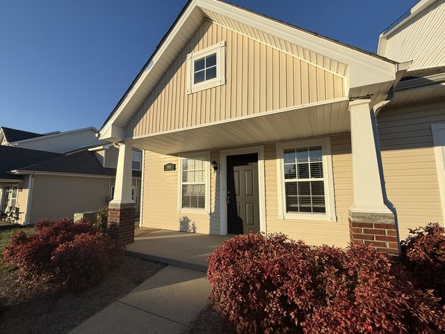 91 John Sevier Ave, Clarksville, TN 37040