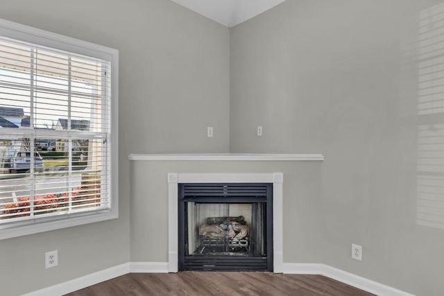 91 John Sevier Ave, Clarksville, TN 37040