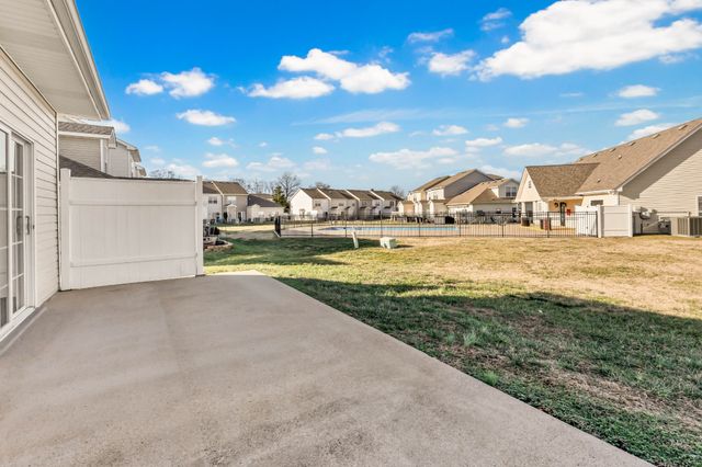 91 John Sevier Ave, Clarksville, TN 37040