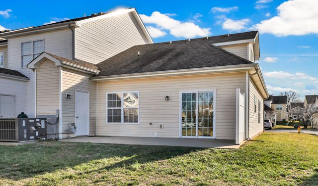 91 John Sevier Ave, Clarksville, TN 37040