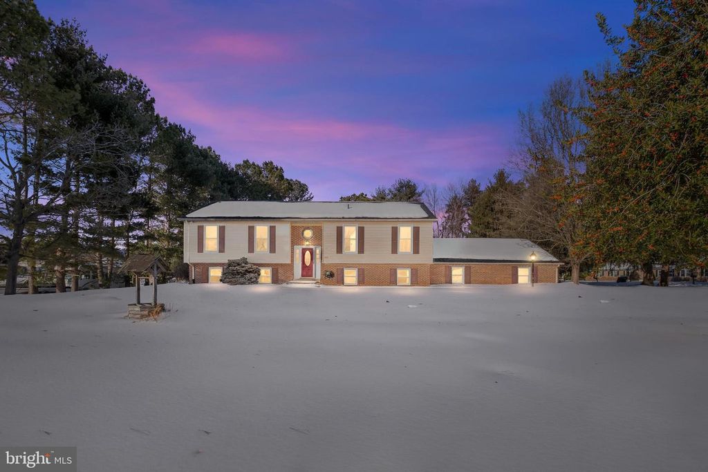 301 WHITE PINE DR, Middletown, DE 19709