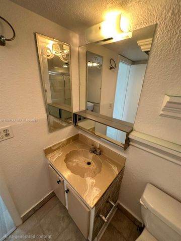 8001 Fairview Dr 101, Tamarac, FL 33321