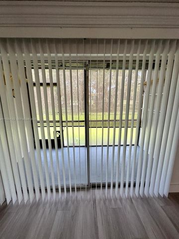 8001 Fairview Dr 101, Tamarac, FL 33321