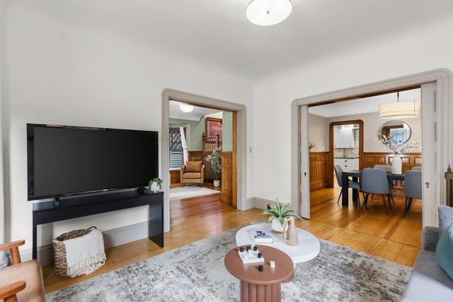 61 Preston Rd, Somerville, MA 02143