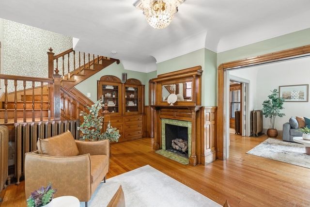 61 Preston Rd, Somerville, MA 02143