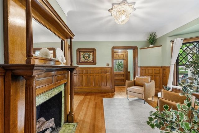 61 Preston Rd, Somerville, MA 02143