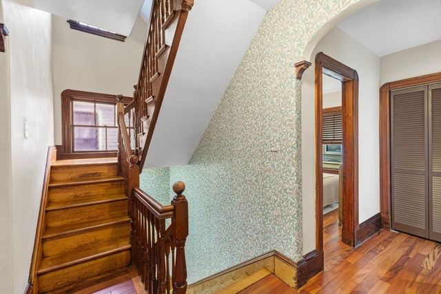 61 Preston Rd, Somerville, MA 02143
