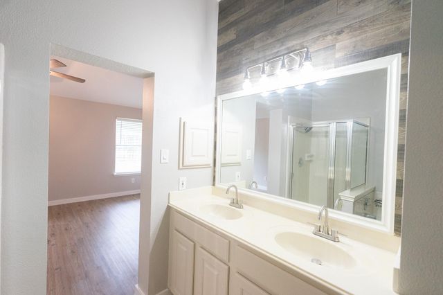 5109 Cherrywood Court, League City, TX 77573