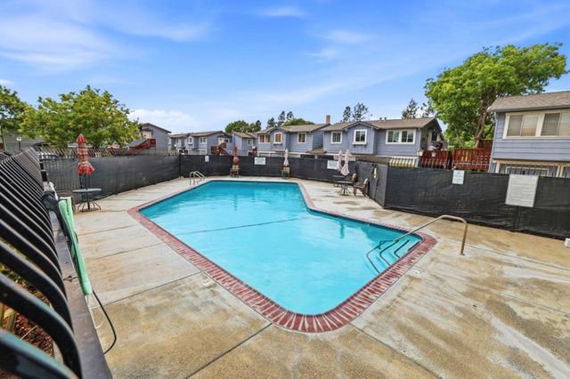 3215 Groth, San Jose, CA 95111
