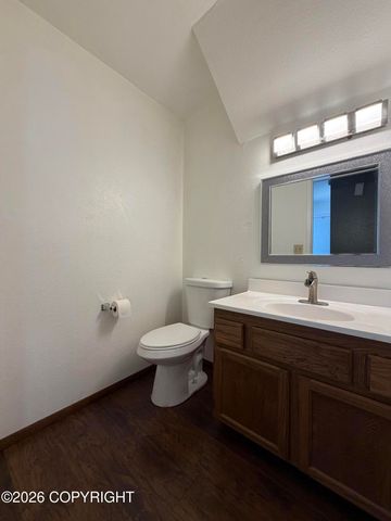 5507 E 34th Avenue 104, Anchorage, AK 99504