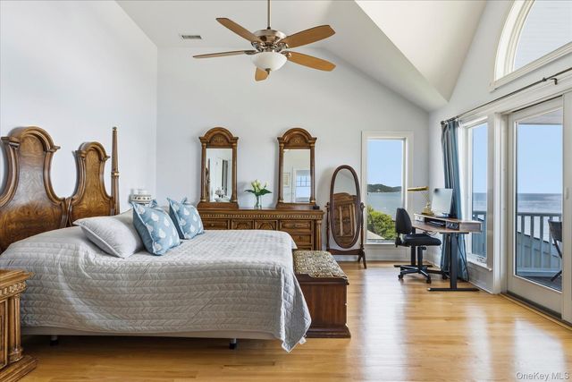 900 Sound Shore Road, Jamesport, NY 11947