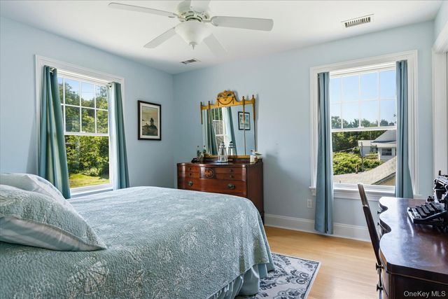 900 Sound Shore Road, Jamesport, NY 11947