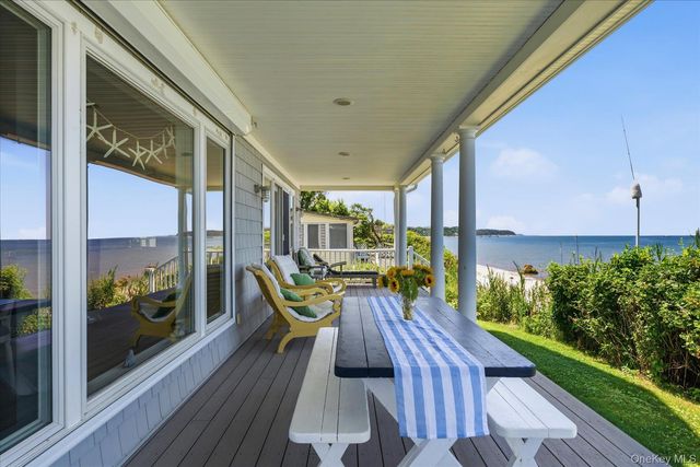900 Sound Shore Road, Jamesport, NY 11947