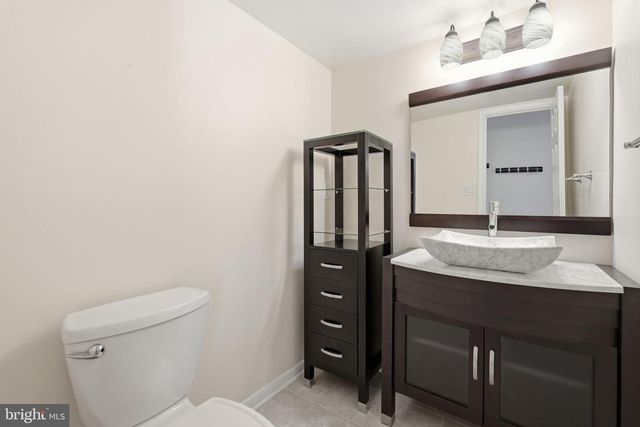 1942 WINTERPORT CL, Reston, VA 20191