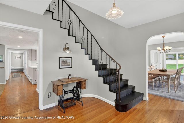 125 W Riverside Street, Williamston, MI 48895