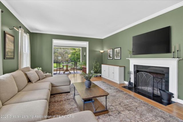 125 W Riverside Street, Williamston, MI 48895