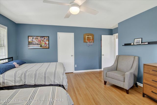 125 W Riverside Street, Williamston, MI 48895