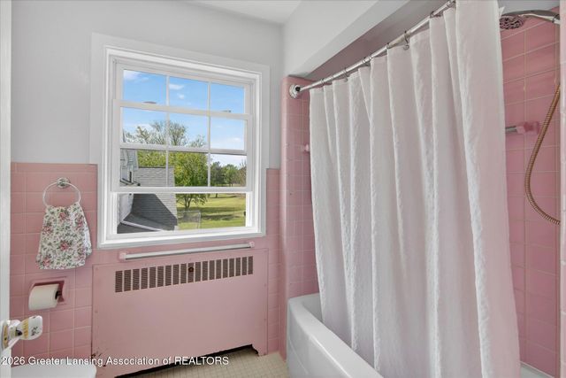 125 W Riverside Street, Williamston, MI 48895