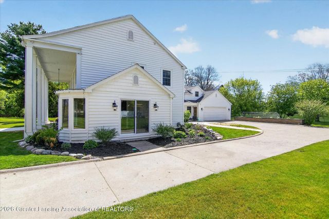 125 W Riverside Street, Williamston, MI 48895