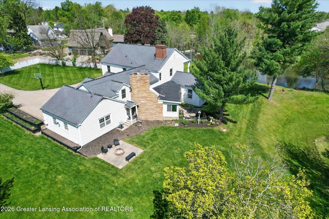 125 W Riverside Street, Williamston, MI 48895