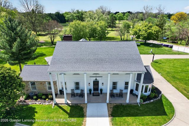 125 W Riverside Street, Williamston, MI 48895