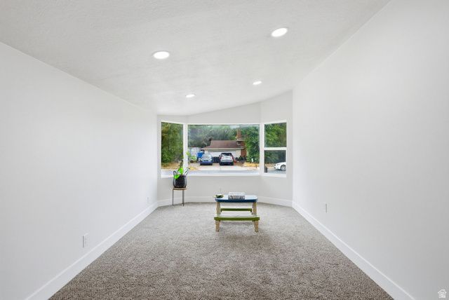 5909 S SANFORD DR, Murray, UT 84123
