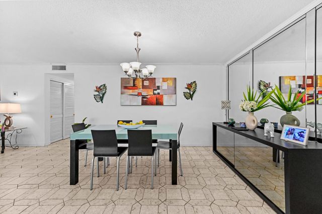 200 NE 12th Avenue 3a, Hallandale Beach, FL 33009